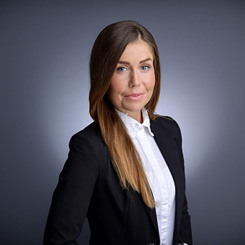 Frau Vedrana Mamuza