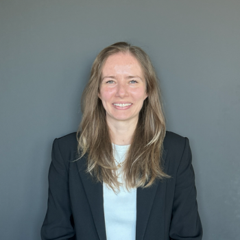 Frau Sarah Marson